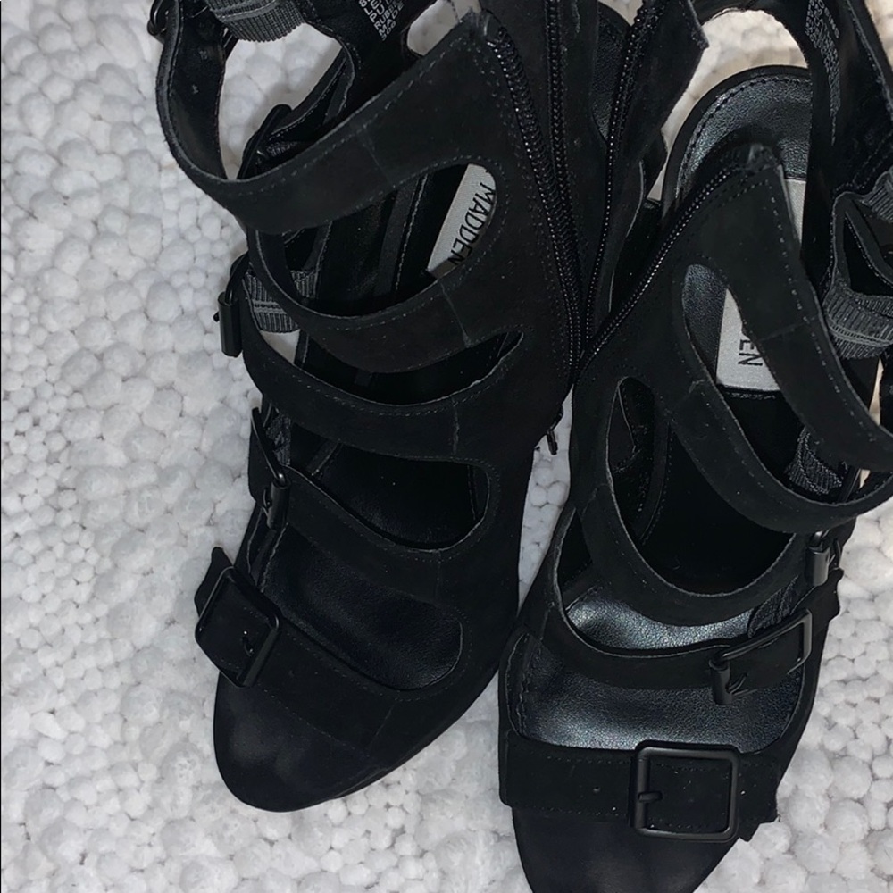Steve Madden suede  Black women heel
